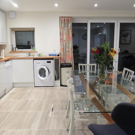 Frog Palace - Secure Parking-Outside Area-Topsham-Exeter-Beach-Chiefs-Wifi 외부 사진