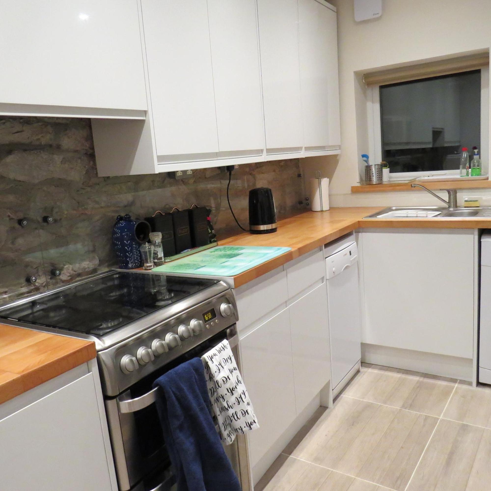 Frog Palace - Secure Parking-Outside Area-Topsham-Exeter-Beach-Chiefs-Wifi 객실 사진