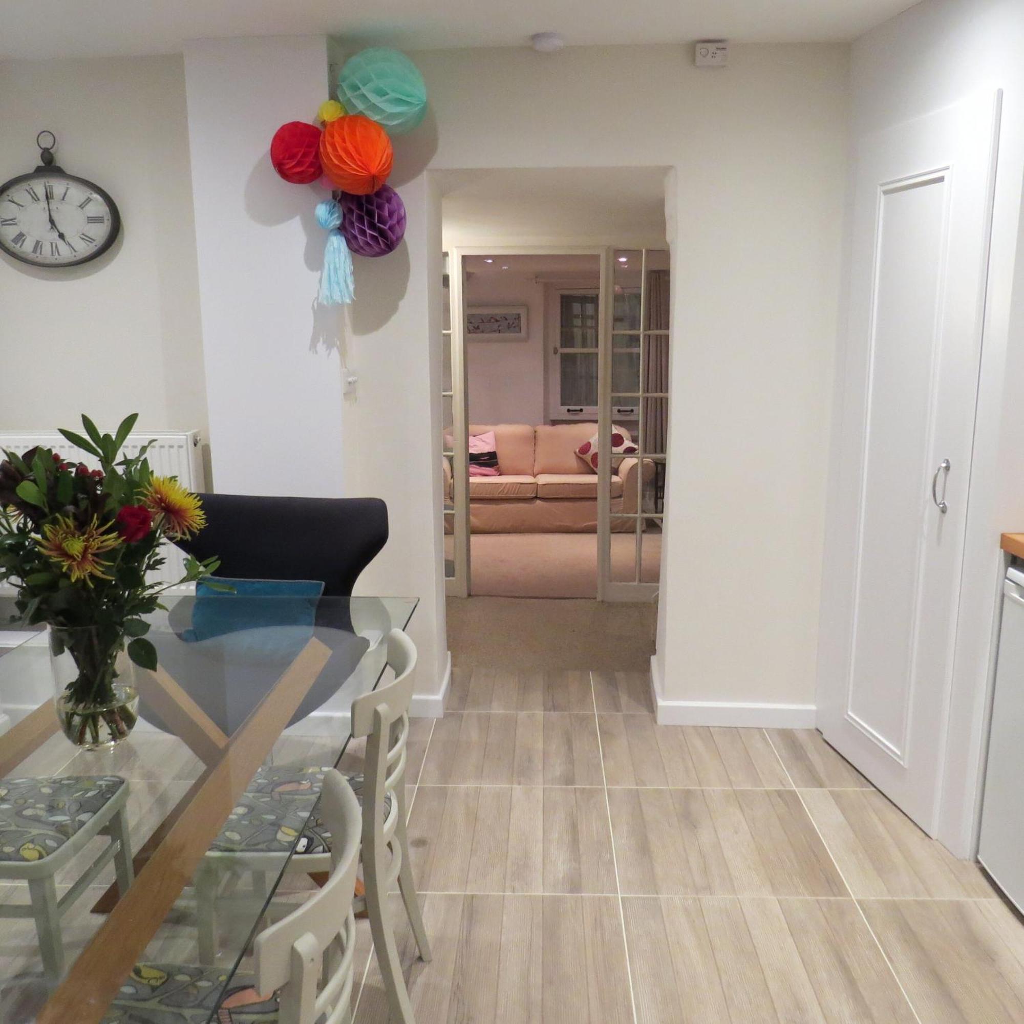 Frog Palace - Secure Parking-Outside Area-Topsham-Exeter-Beach-Chiefs-Wifi 객실 사진